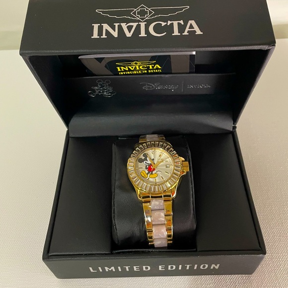 Invicta Disney Limited Edition Mickey Mouse 38mm - Picture 6 of 8